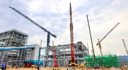 吊機林立、建設正酣 浙能六橫電廠二期工程加速沖刺年底目標